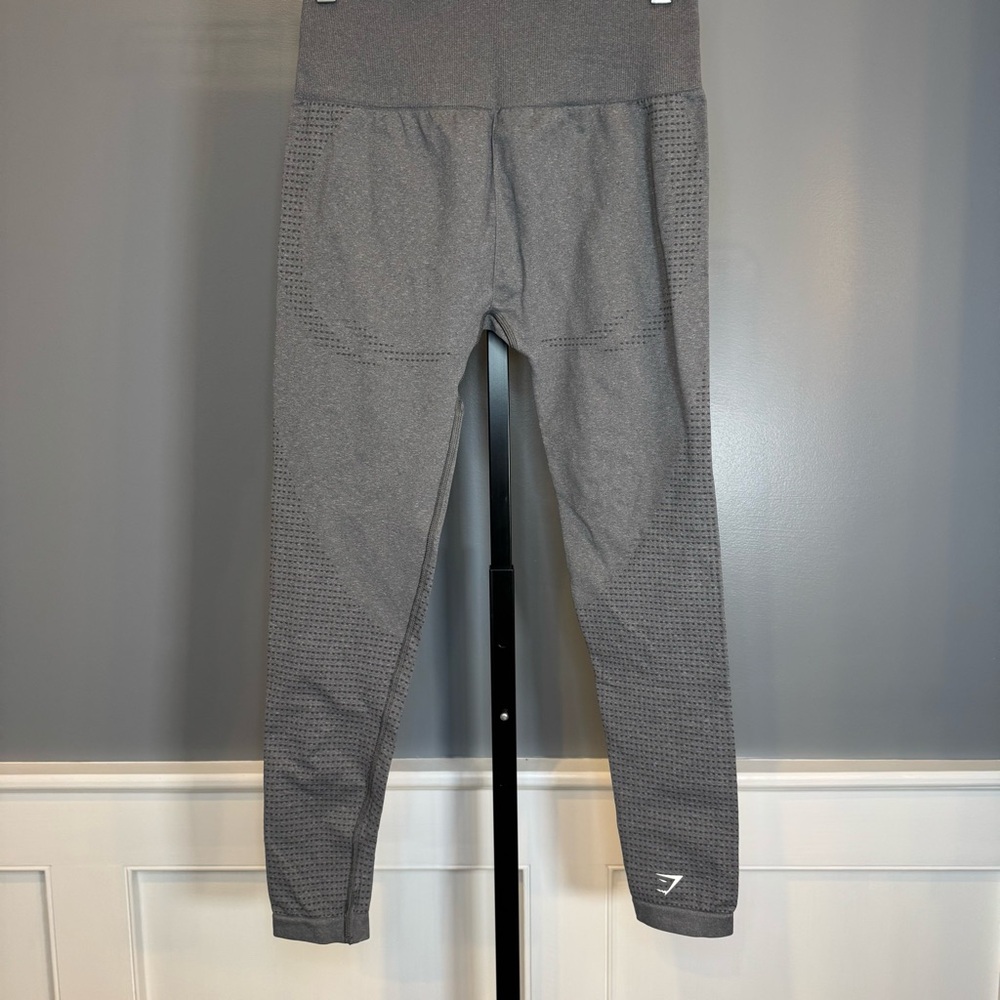 Gymshark Seamless High Waisted Leggings Gray Size L - Picture 7 of 11